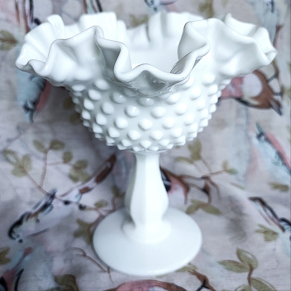 Fenton? Vintage Lattice Low Shallow Small Handled Easter Basket White Milk Glass - Picture 9 of 9